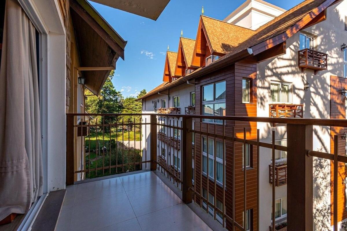 Rosa Edificio Casa De Pedra Apartment Gramado Ngoại thất bức ảnh